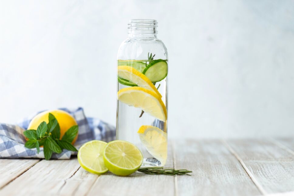 agua con fruta