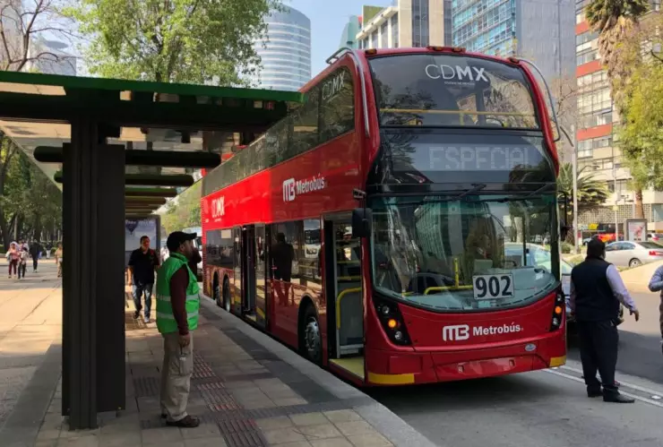 metrobus linea 7 agresión a mujer