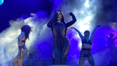 Kenia Os en Festival del Norte