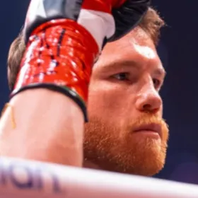 canelo-alvarez-boxeadores-titulo-universitario.jpg