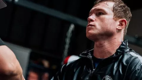 Canelo Álvarez boxeador Saunders