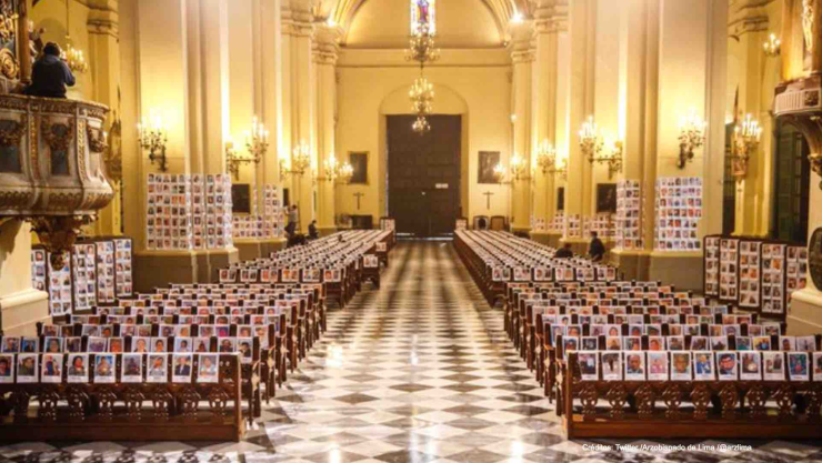 iglesia homenaje fallecidos covid-19.jpg