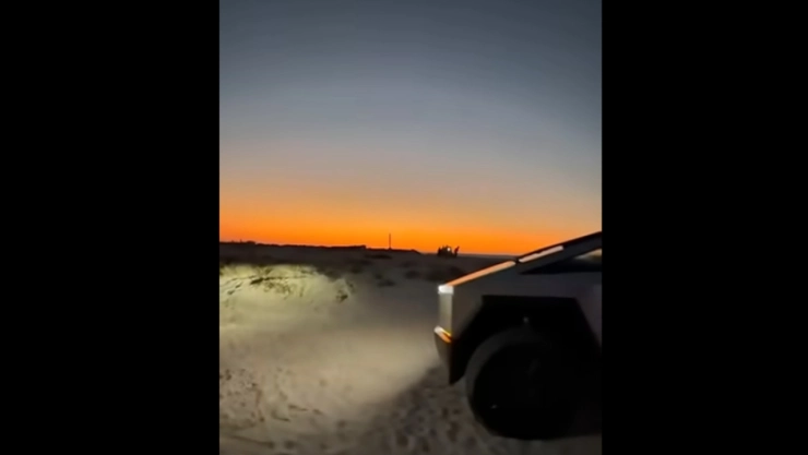 Video_ Hombre invade playa de Yucatán con una Cybertruck, ¿recibió multa? Esto sabemos