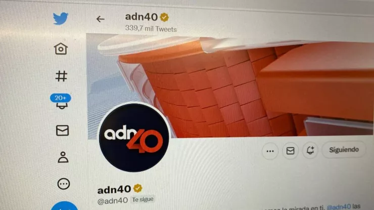 Palomita dorada en Twitter adn40