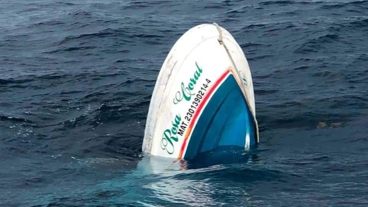 Islas Mujeres turistas lancha.jpg