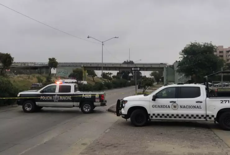 Cuerpo en Vía Rápida Poniente