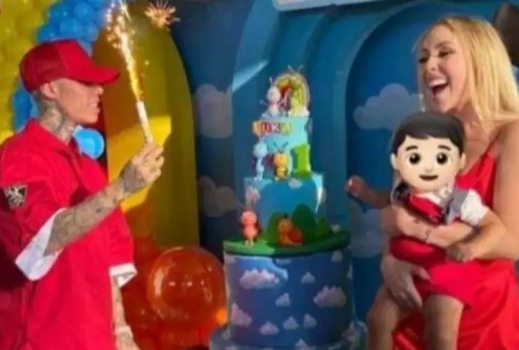 Santa Fe Klan con Maya Nazor y su hijo Luka.