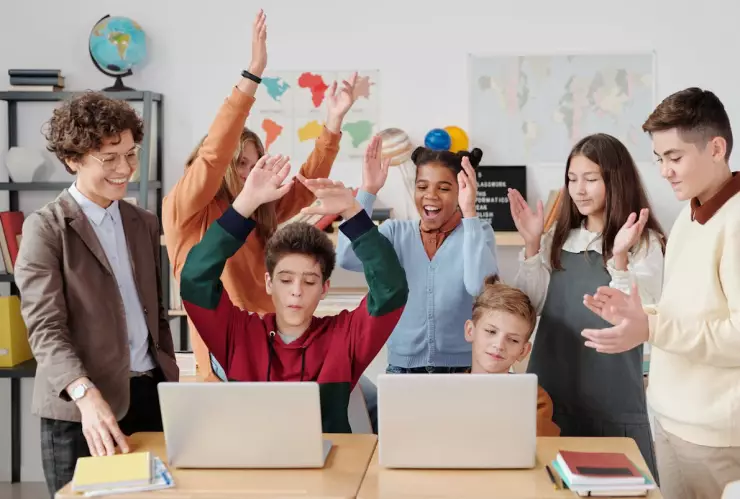 ¿Otro MEGAPUENTE? Estos son los tres puentes confirmados por la SEP para la segunda mitad de noviembre