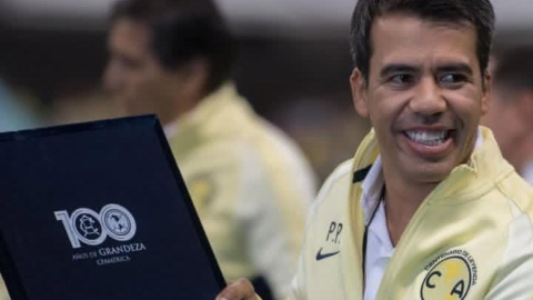 América