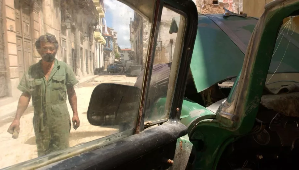 Crisis Cuba obliga a declarar “economía de Guerra”