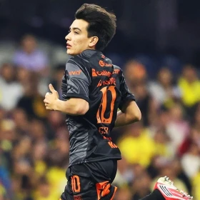 Gilberto Mora en el Estadio Azteca: 4 fotos que puedes usar de fondo de pantalla de celular