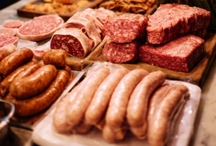 Carnicería vende chorizo gato