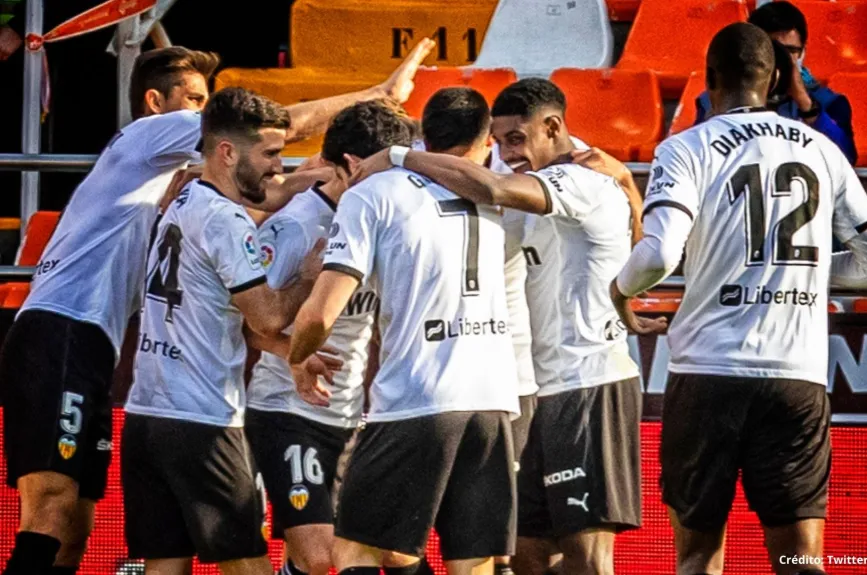 8 Equipos que no están en la Superliga europea Valencia.jpg