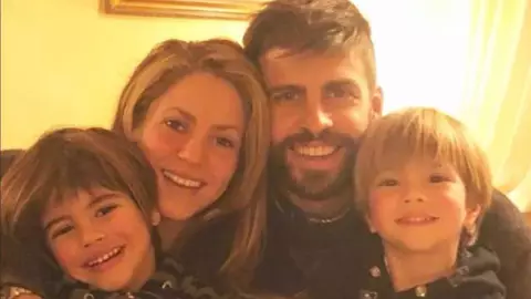 shakira no dejara a sus hijois con pique.jp