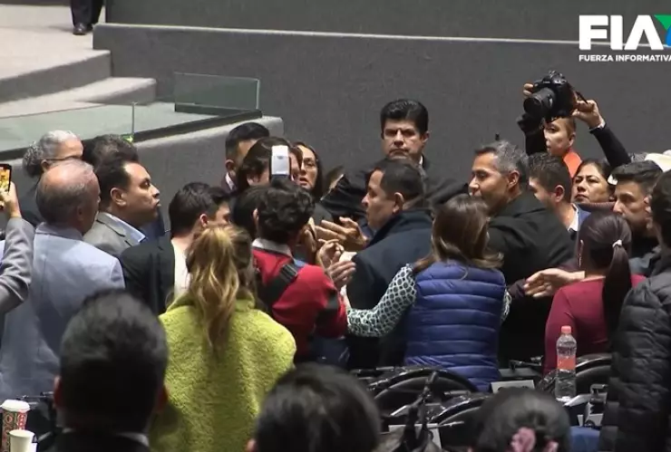 Confrontaciones por el presupuesto 2025.