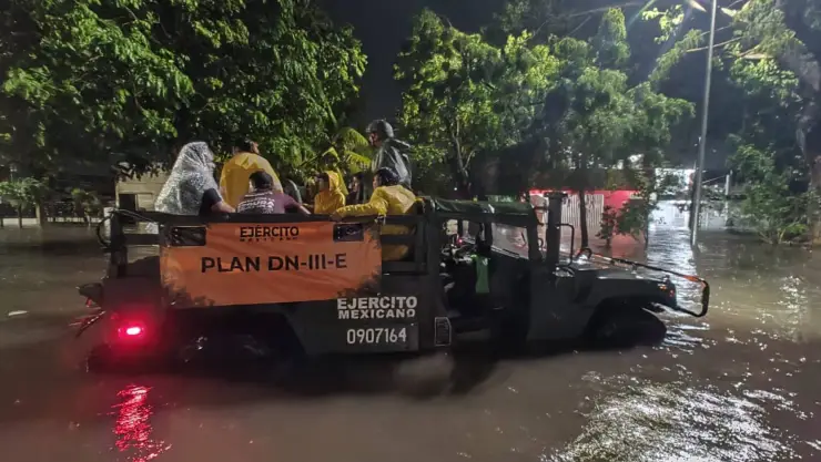 Ejército apoya a la población durante el Plan DN-III-E en Quintana Roo