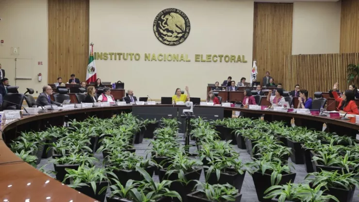 Sede del INE discute sobre magistrados