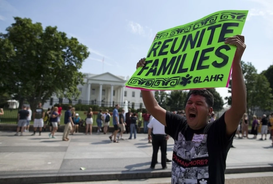La Casa Blanca lanzó el año pasado un programa, DACA, para suspender las deportaciones de algunos inmigrantes