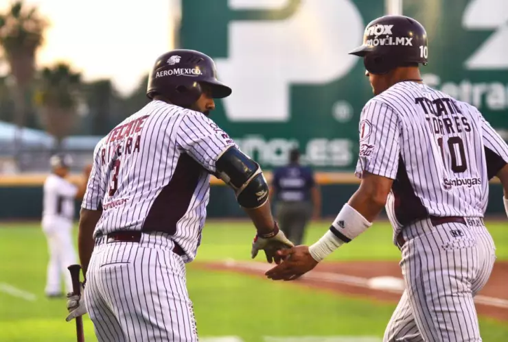Mariachis de Guadalajara vs Algodoneros de Unión Laguna