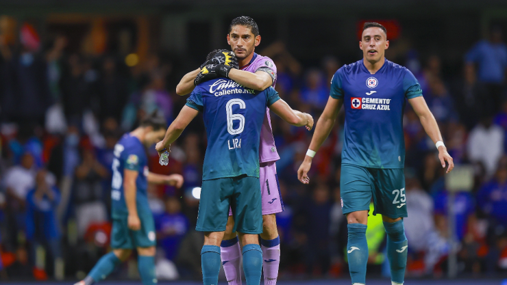 Jesús Corona sufre asalto afuera de las instalaciones del club