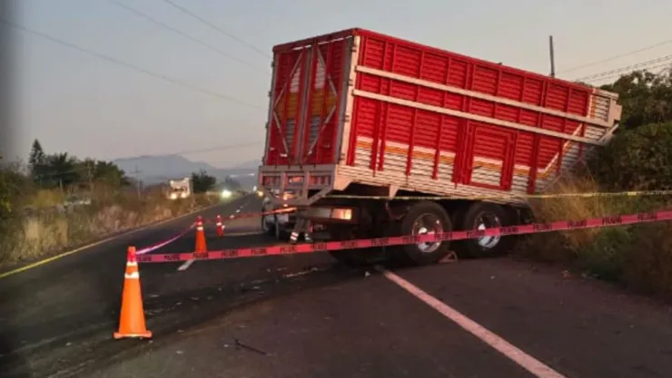Fatal accidente en carretera Ciudad Guzmán-Guadalajara: Se confirma un muerto