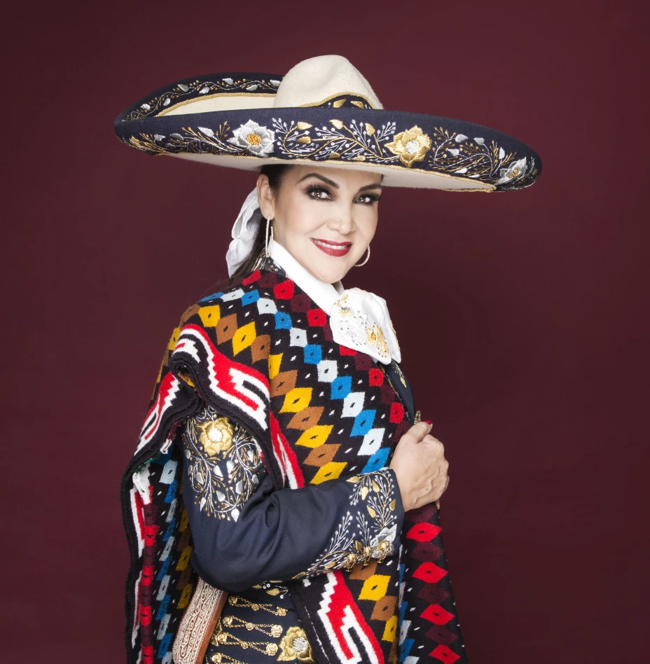 Aida Cuevas Profile