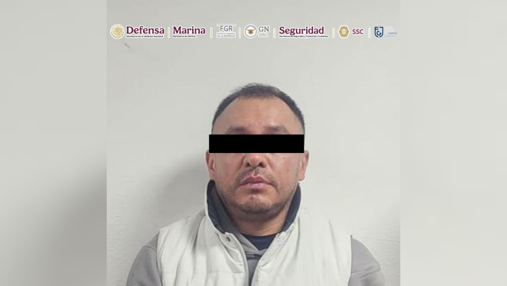 Autoridades detuvieron a un ladrón que entró a una casa en Naucalpan para llevarse cosas de valor.