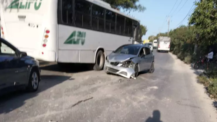 ÚLTIMA HORA_ Personas lesionadas por accidente en Arco Norte de Cancún HOY, viernes 28 de febrero de 2025.jpg