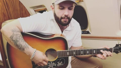 Carín León confirma fecha de concierto en CDMX 2023