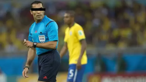 detiene arbrito mundialista violencia