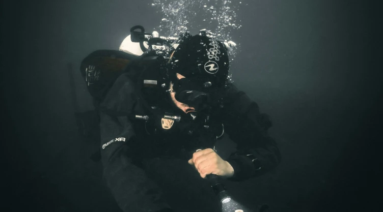 Buzo desaparecido en cenote de Yucatán fue localizado sin vida