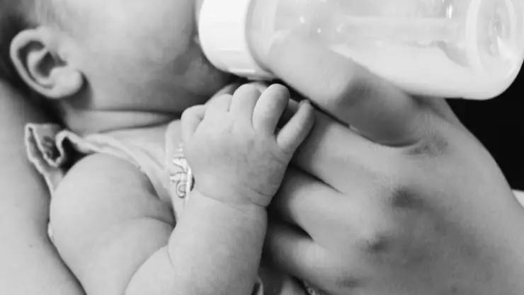 Síntomas y cómo actuar a tiempo ante golpe de calor en bebés