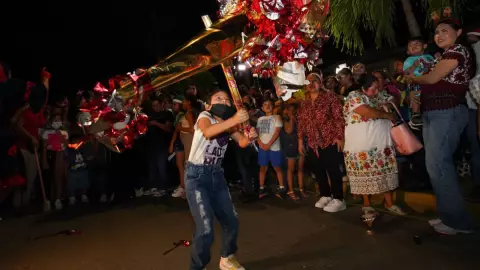 Llevan verbena navideña al primer Barrio Mágico de México