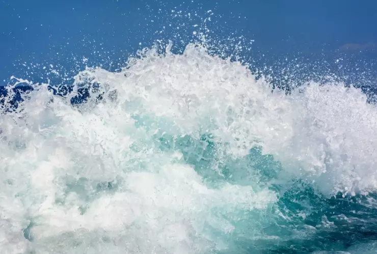 Alerta por alto oleaje en Playas de Rosarito