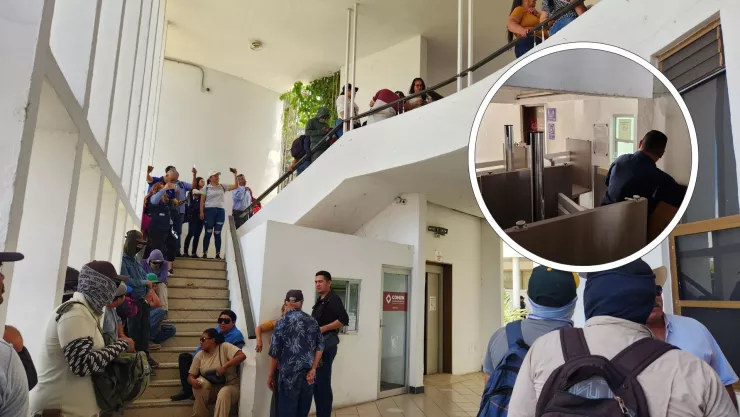 Toman el Palacio Municipal de Ahome ante nombramiento de nuevo alcalde