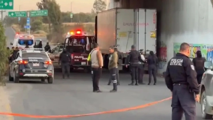 mujer policía coronango