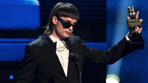 Peso Pluma cartel oficial Coachella 2024 Carín León