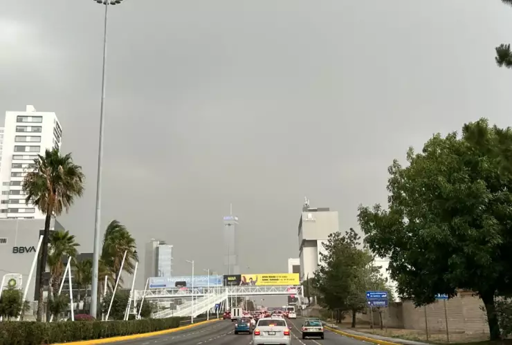 VIDEO: Se registra lluvia en diversos puntos de la capital poblana hoy 26 de mayo