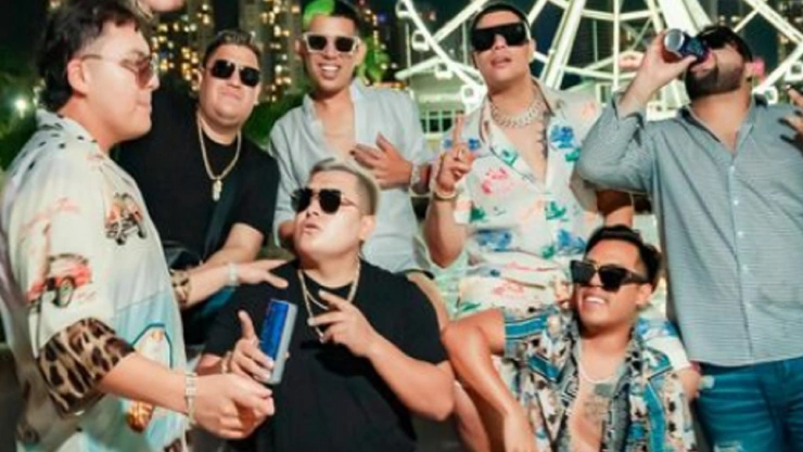 grupo firme línea de ropa