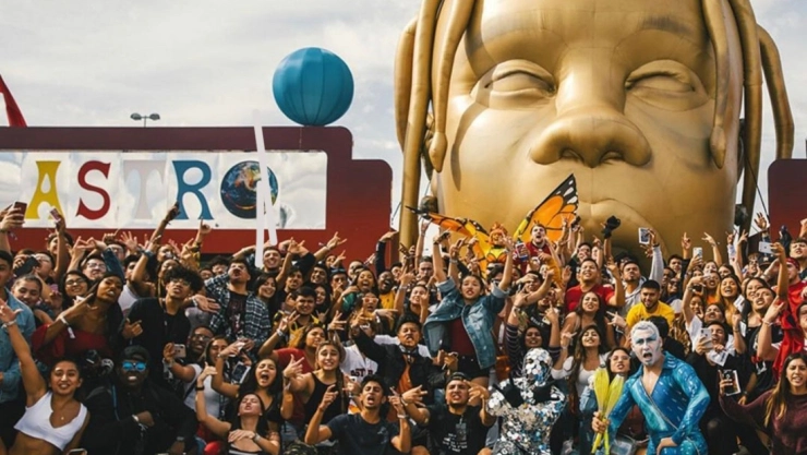 niño Travis Scott Astroworld