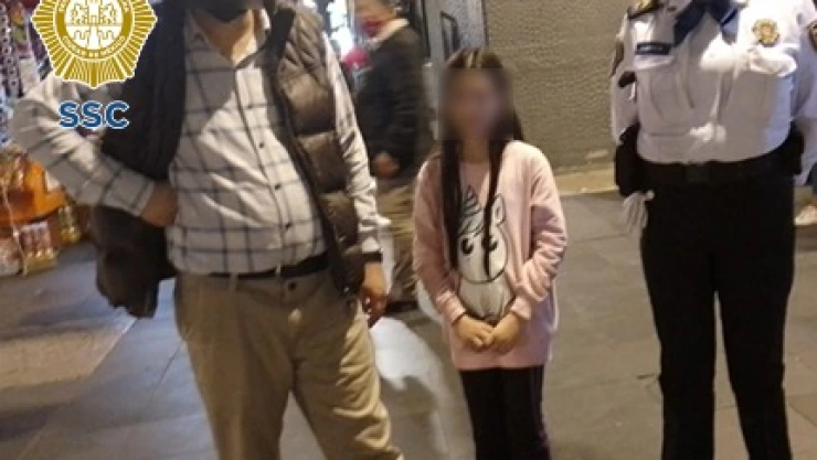 niña_ afgana_extraviada.jpg