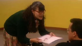 Escenas de la telenovela Yo Soy Betty, La Fea por Azteca 7.