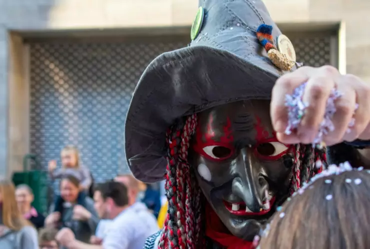 Cuaresma: Procesiones con esqueletos, penitencias extremas y festivales folclóricos