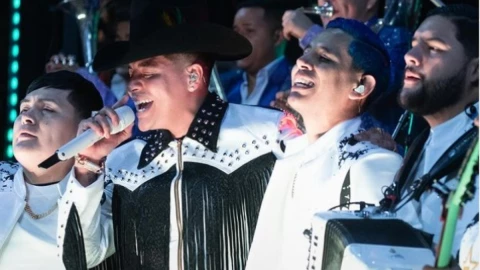 eduin caz grupo firme abucheo nfl