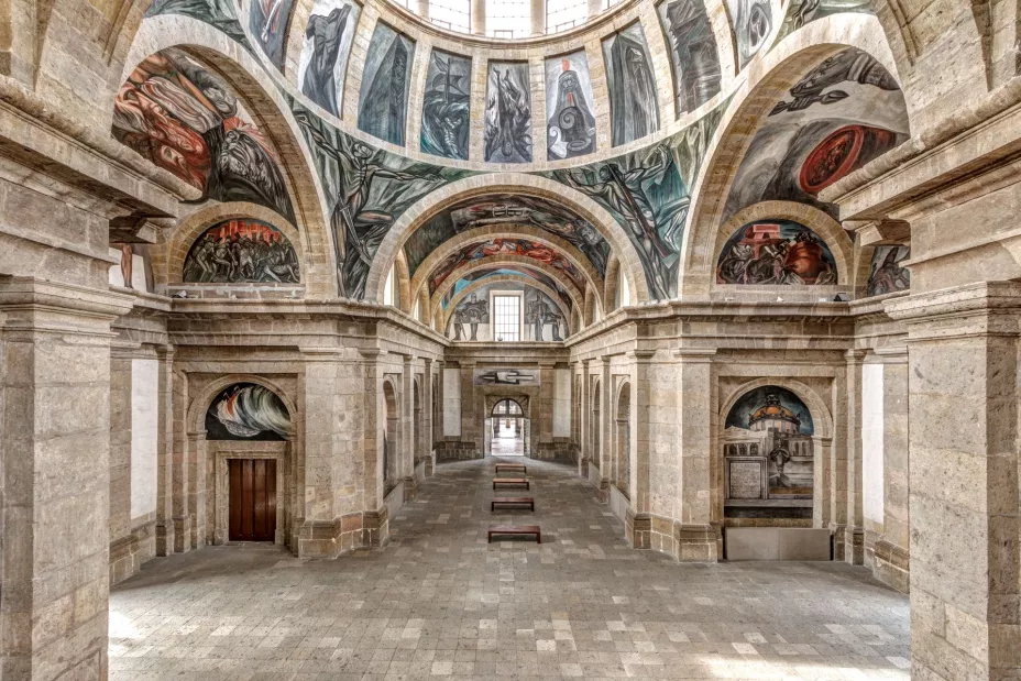 Instituto Cultural Cabañas - Interior Capilla Mayor.jpg