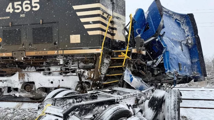 tren-choque-trailer-video