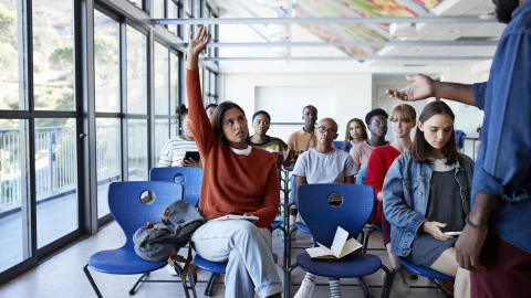 La lista de todos los cursos gratis que puedes tomar en Harvard