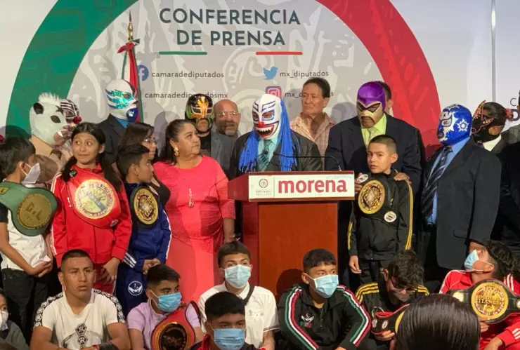 luchadores en Cámara de Diputados