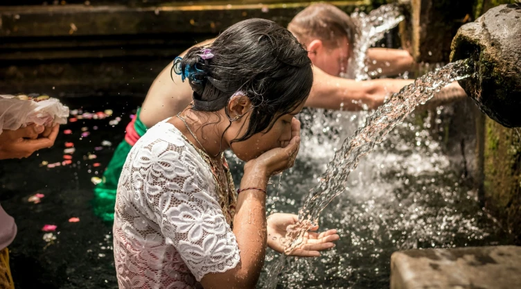 enfriar tu cuerpo durante el calor intenso.jpg