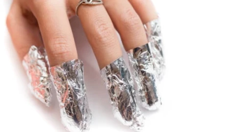 UÑAS PAPEL ALUMINO.jpg